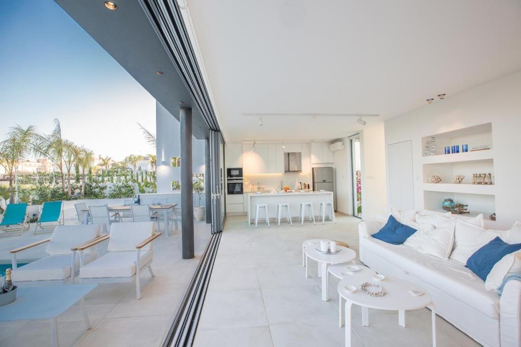 The White H Villa, Protaras, Fresh And Peaceful Paralimni Exterior foto